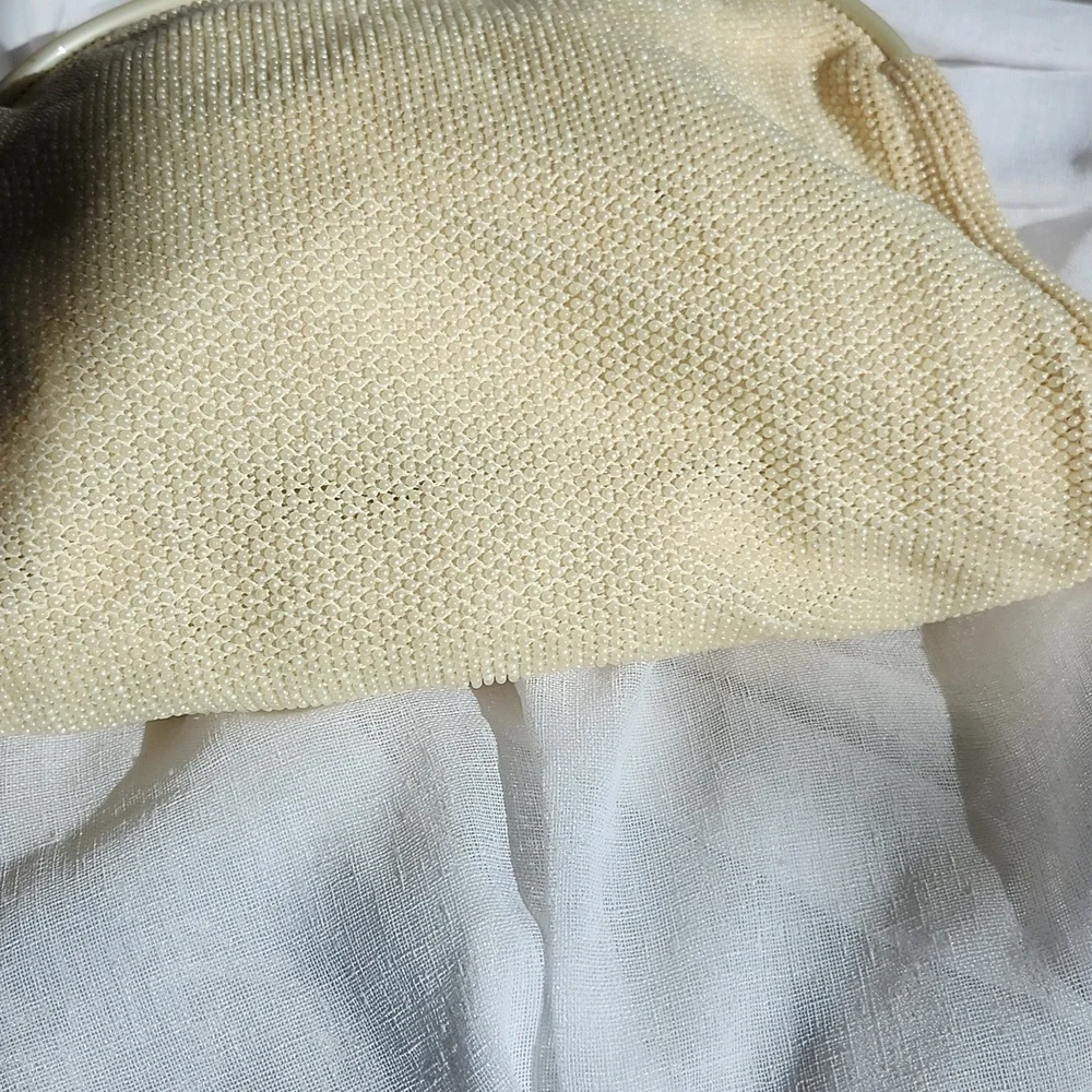 Vintage 1950's Unbranded Off-White Medium-Size Beaded Bag, $40